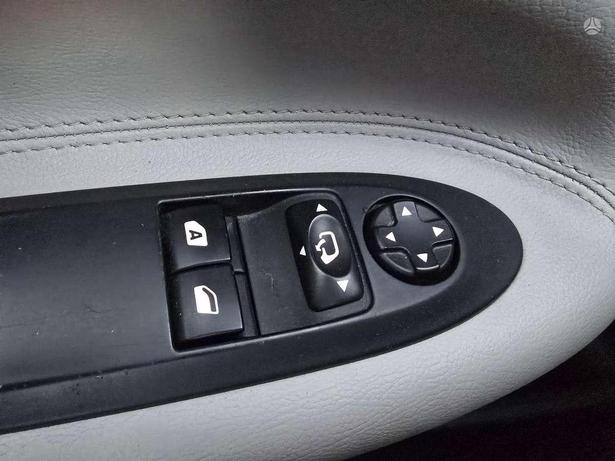 Citroen DS3, 1.6 l., Хэтчбек