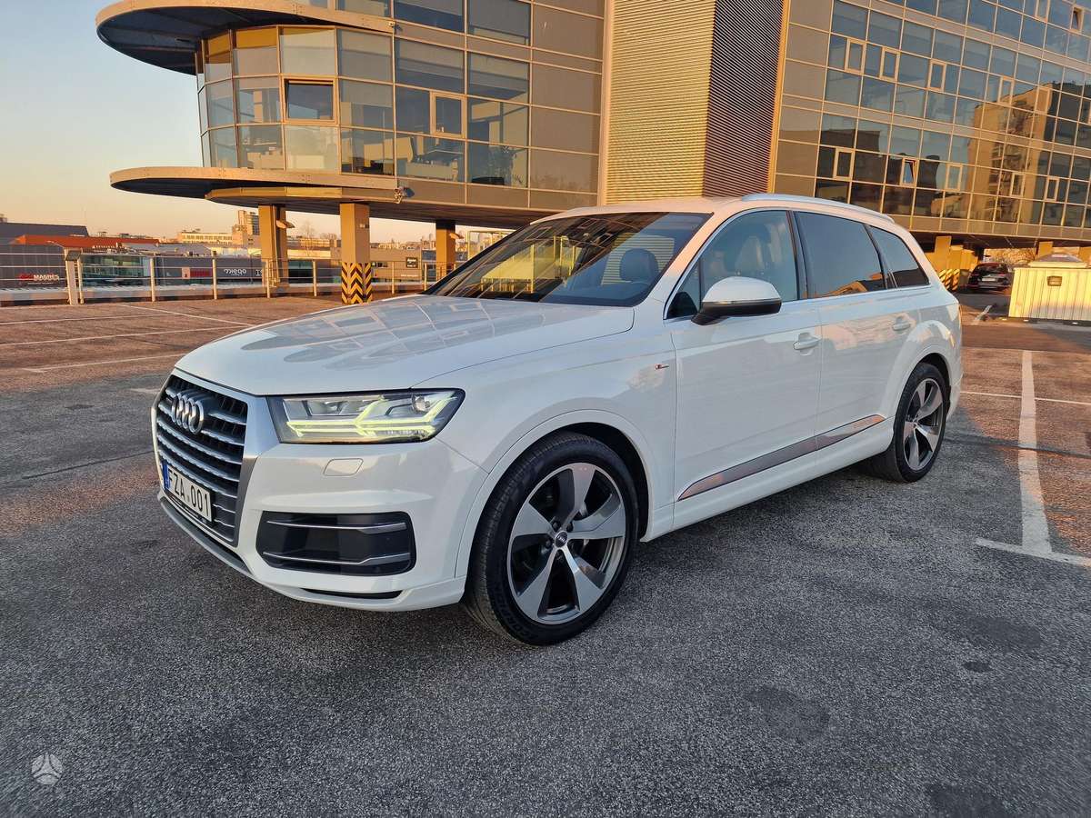 Audi Q7, 3.0 l., off-road / crossover
