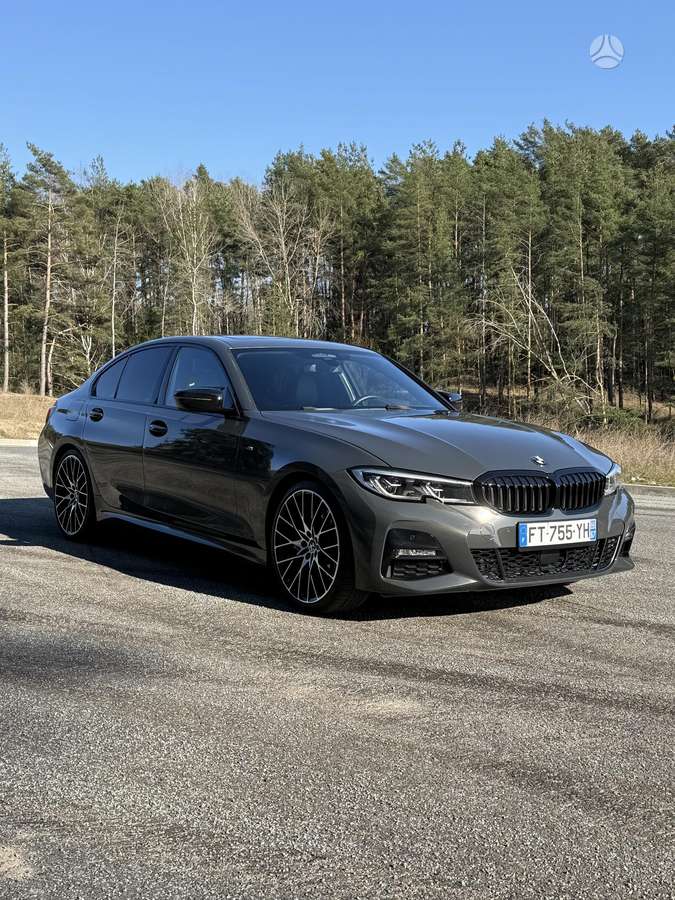 BMW 330, 3.0 l., Седан