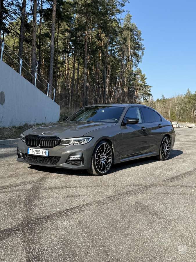 BMW 330, 3.0 l., Седан