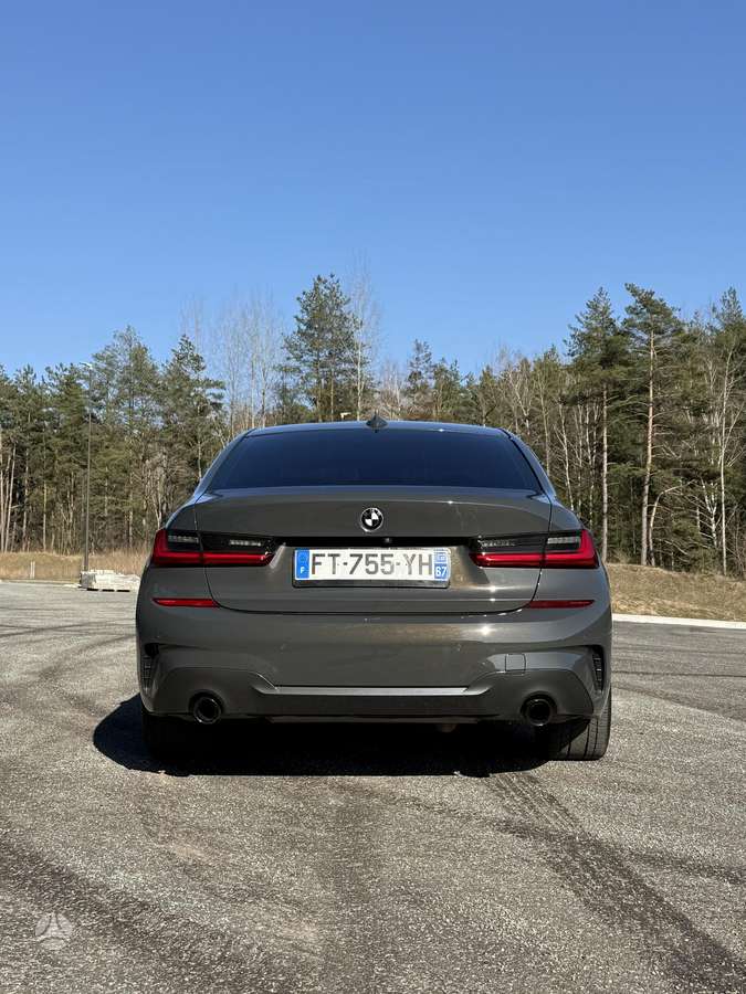 BMW 330, 3.0 l., Седан