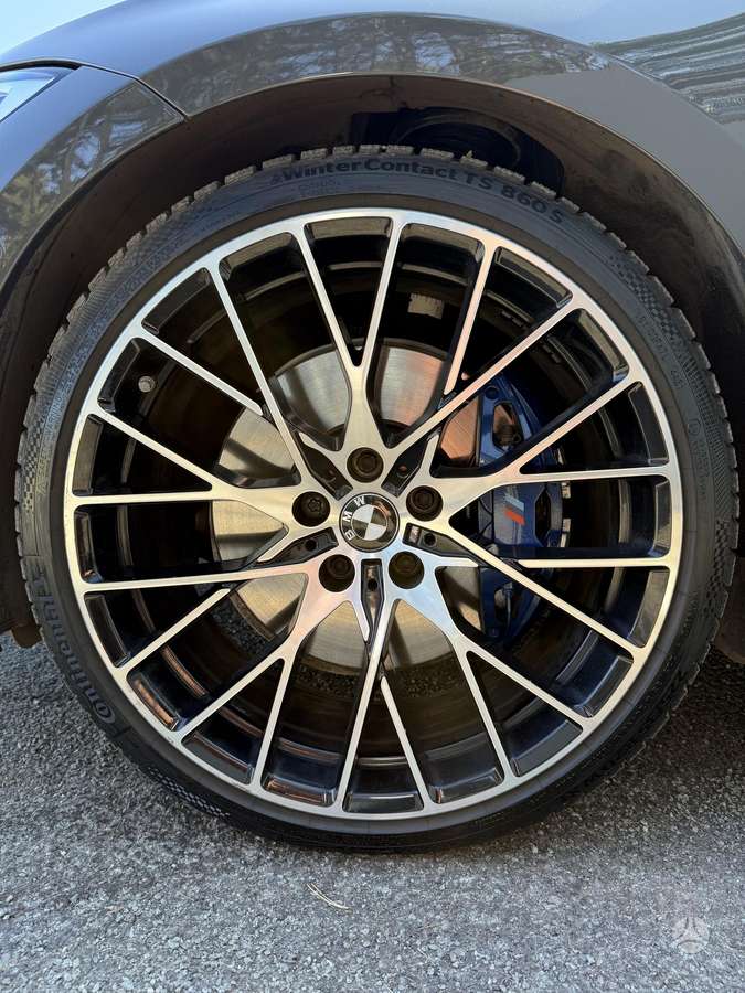 BMW 330, 3.0 l., Седан
