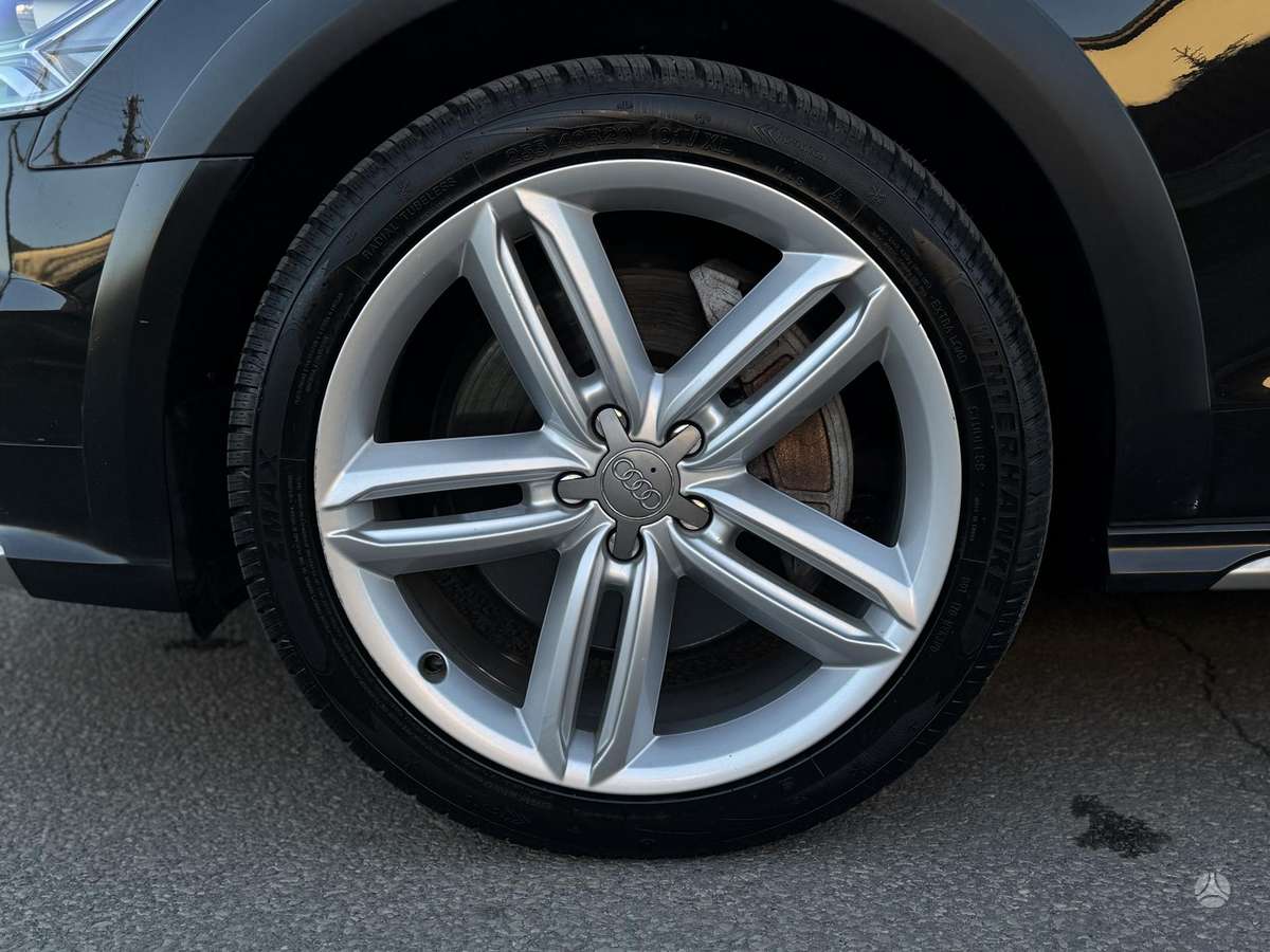 Audi A6 allroad, 3.0 l., Универсал