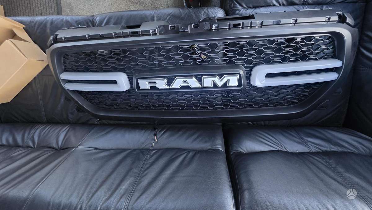 Dodge Ram детали кузова