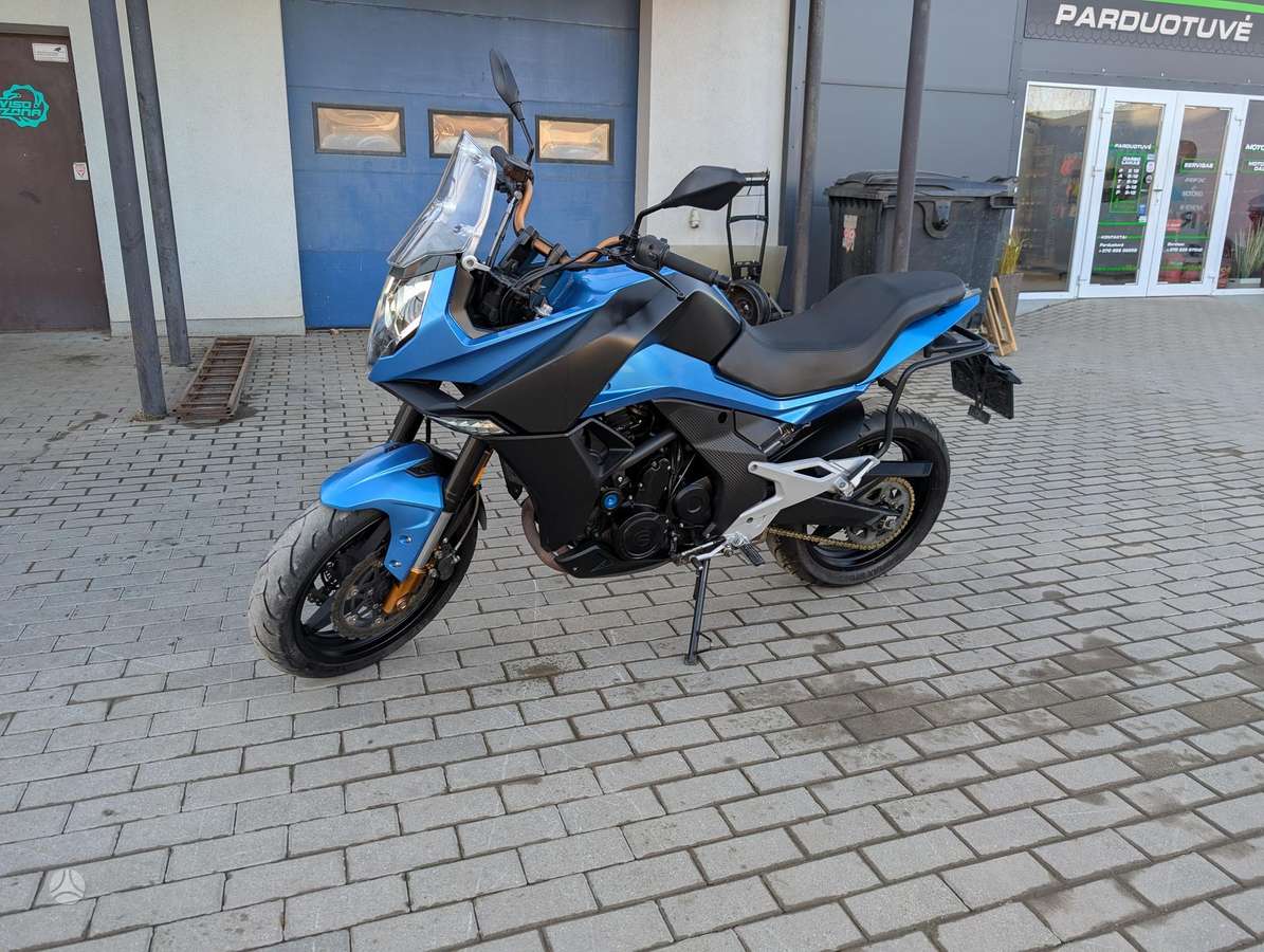 CFMOTO NK650 650cc, street / classic