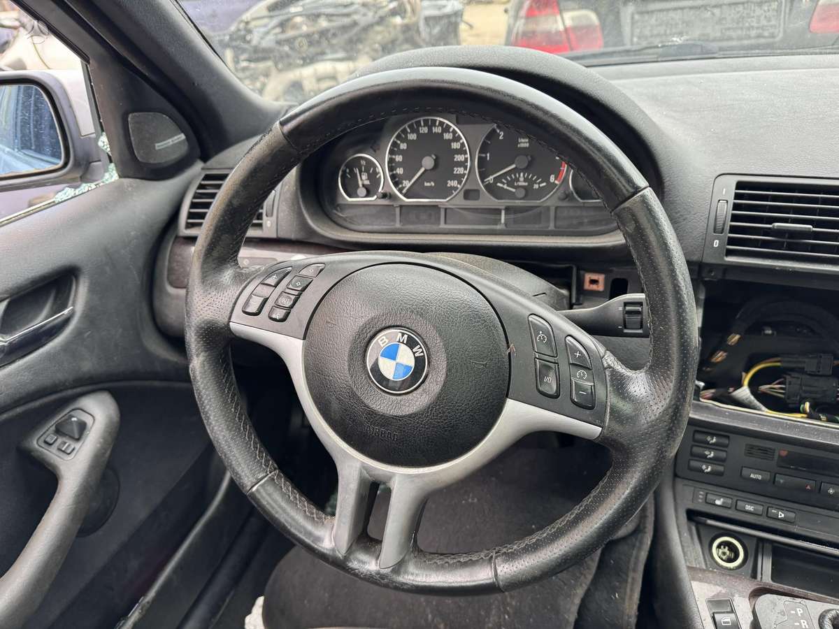 BMW 3 serija детали кузова