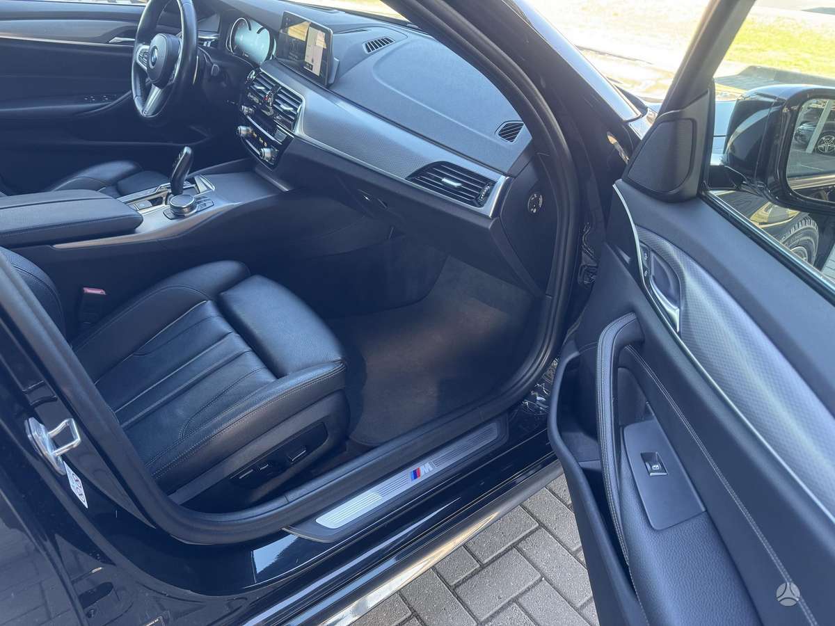 BMW 520, 2.0 l., Универсал