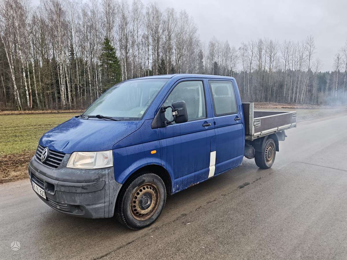 Volkswagen Transporter - 1