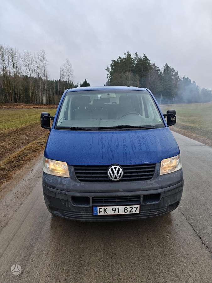 Volkswagen Transporter - 2