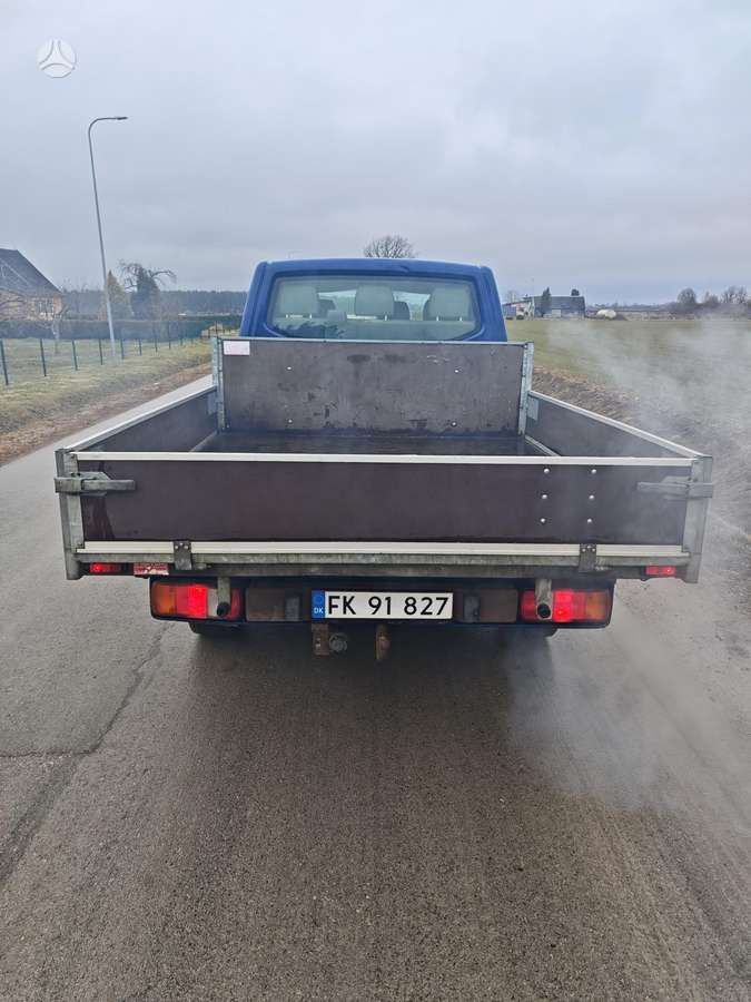 Volkswagen Transporter - 7