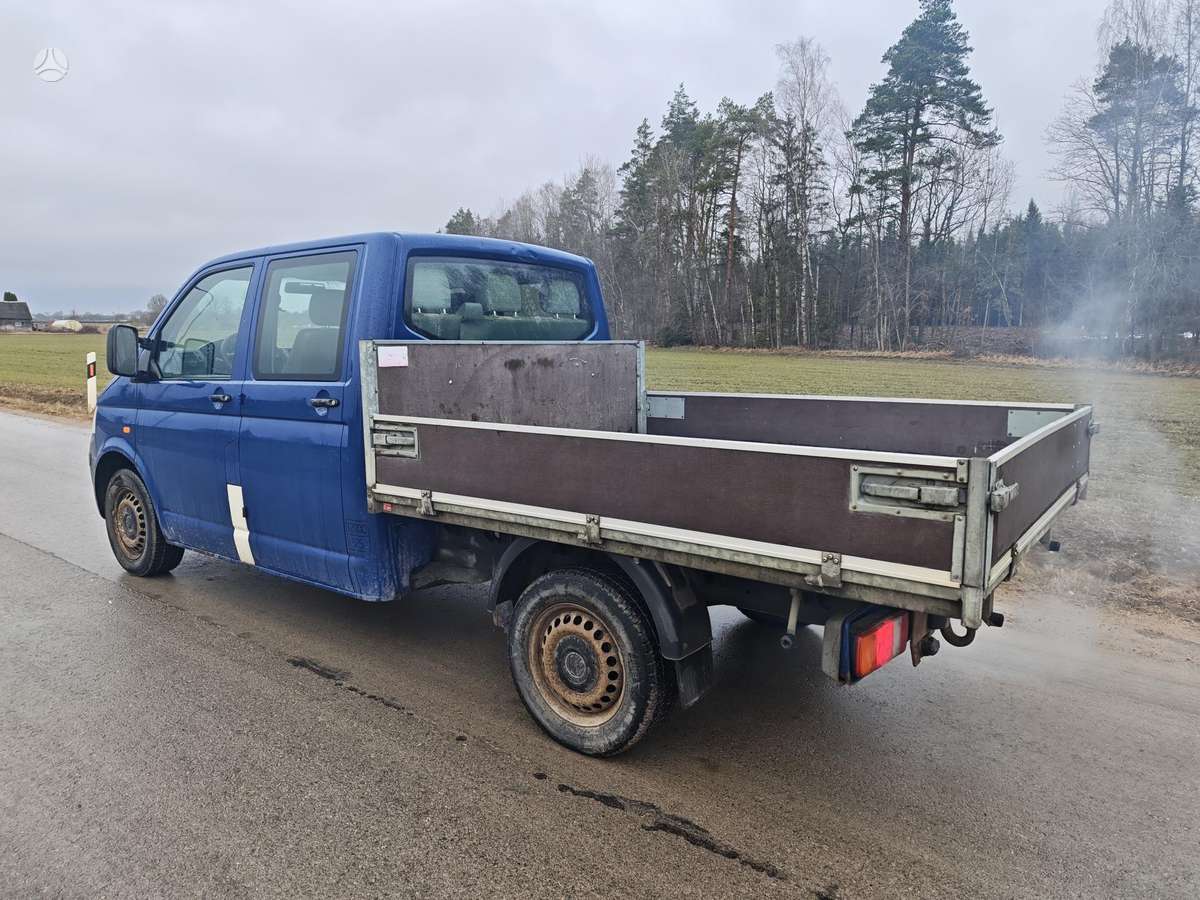 Volkswagen Transporter - 8