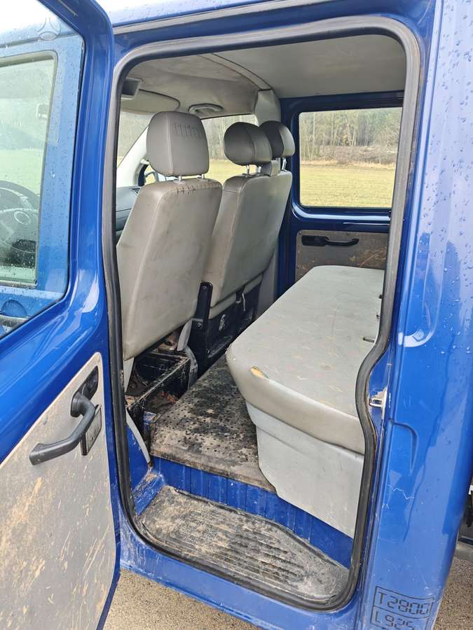 Volkswagen Transporter - 9