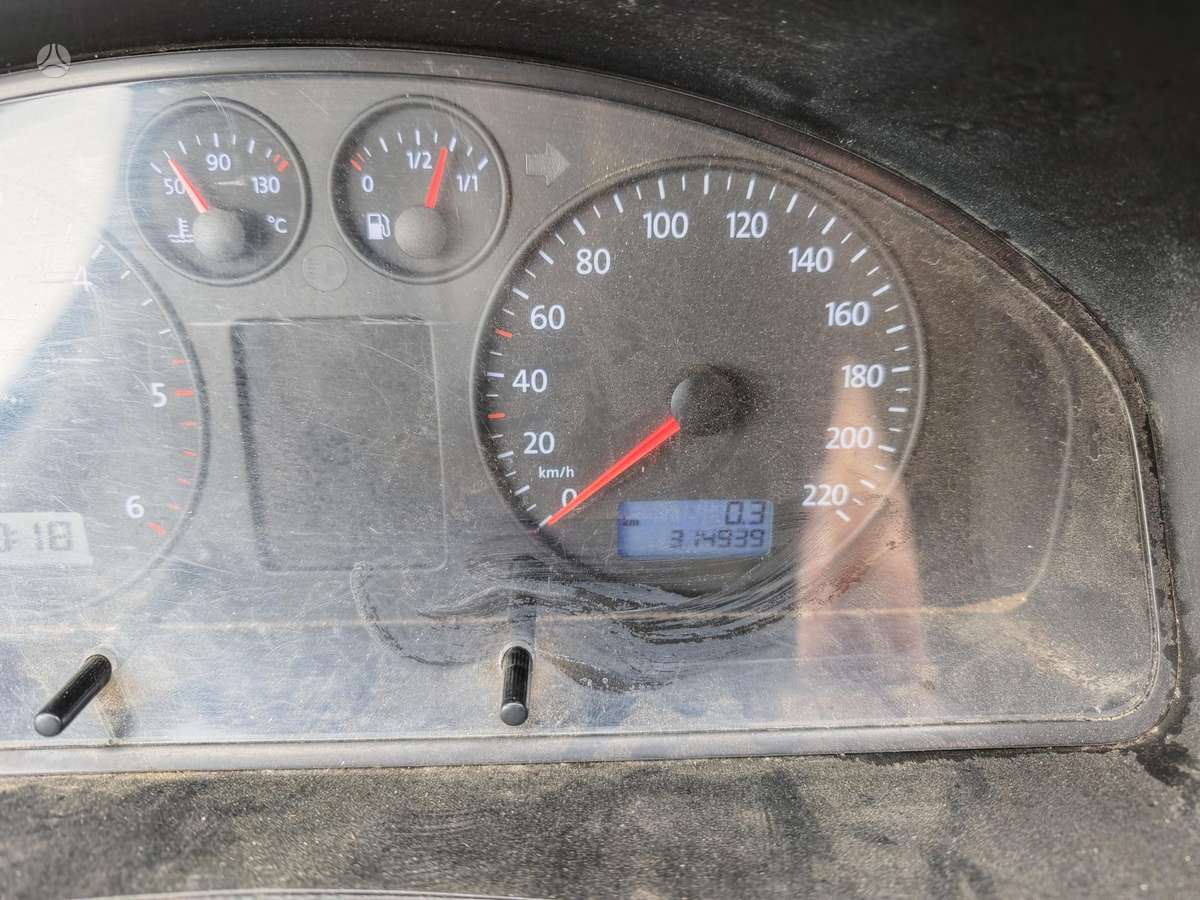 Volkswagen Transporter - 11