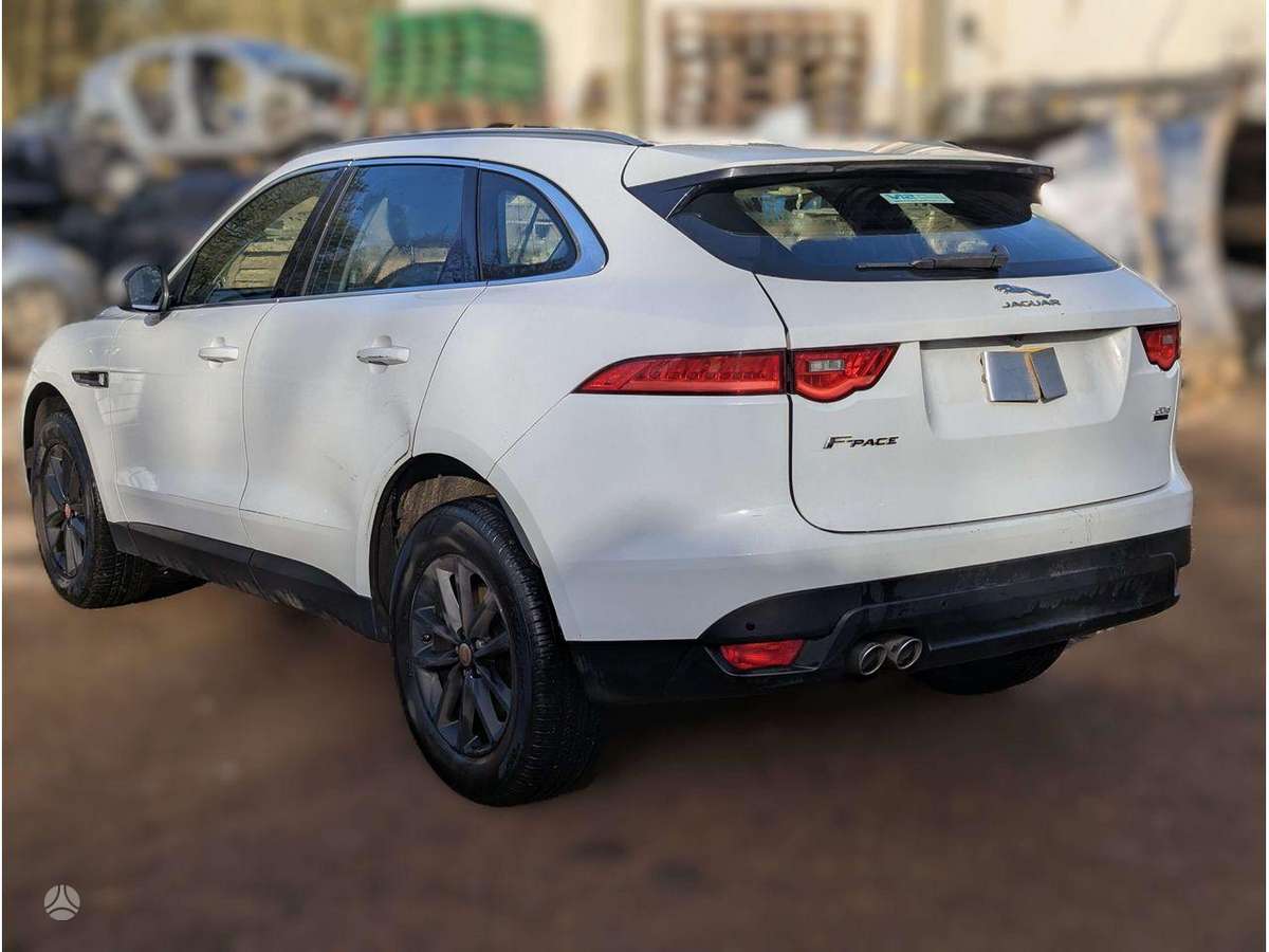 Jaguar F-Pace двигатель
