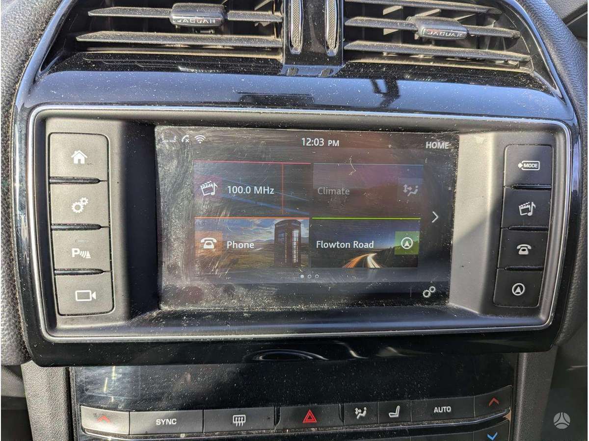 Jaguar F-Pace двигатель