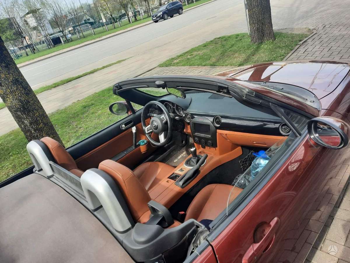 Mazda MX-5, 2.0 l., Кабриолет