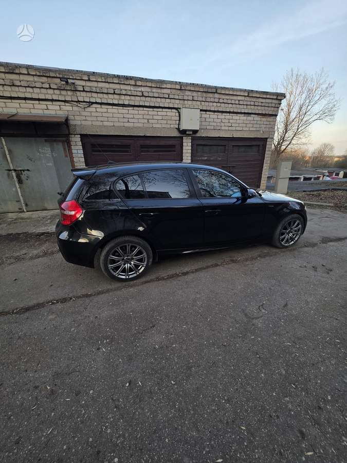 BMW 123, 2.0 l., hatchback