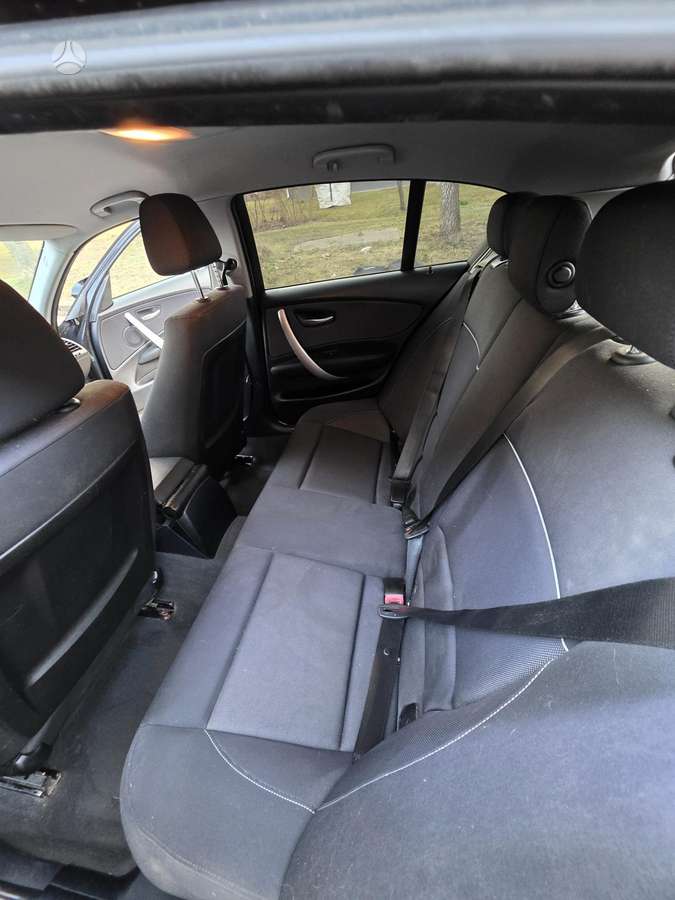 BMW 123, 2.0 l., hatchback