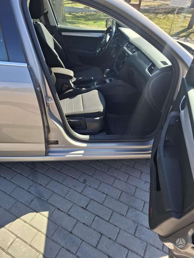 Škoda Octavia - 12