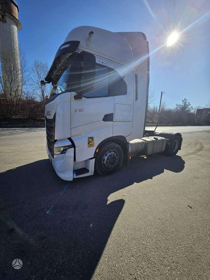 Iveco AS440ST/P, double sleeper