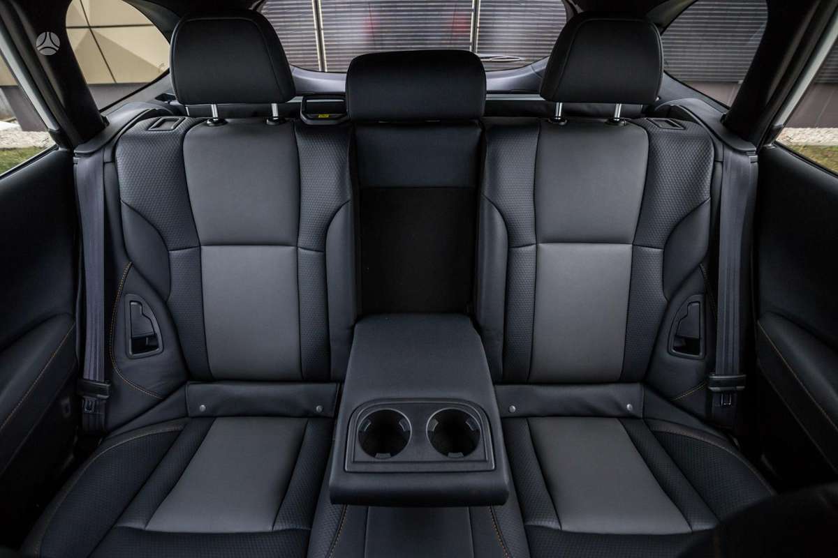 Subaru Outback - 12
