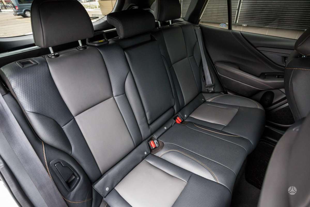Subaru Outback, 2.4 l., Универсал