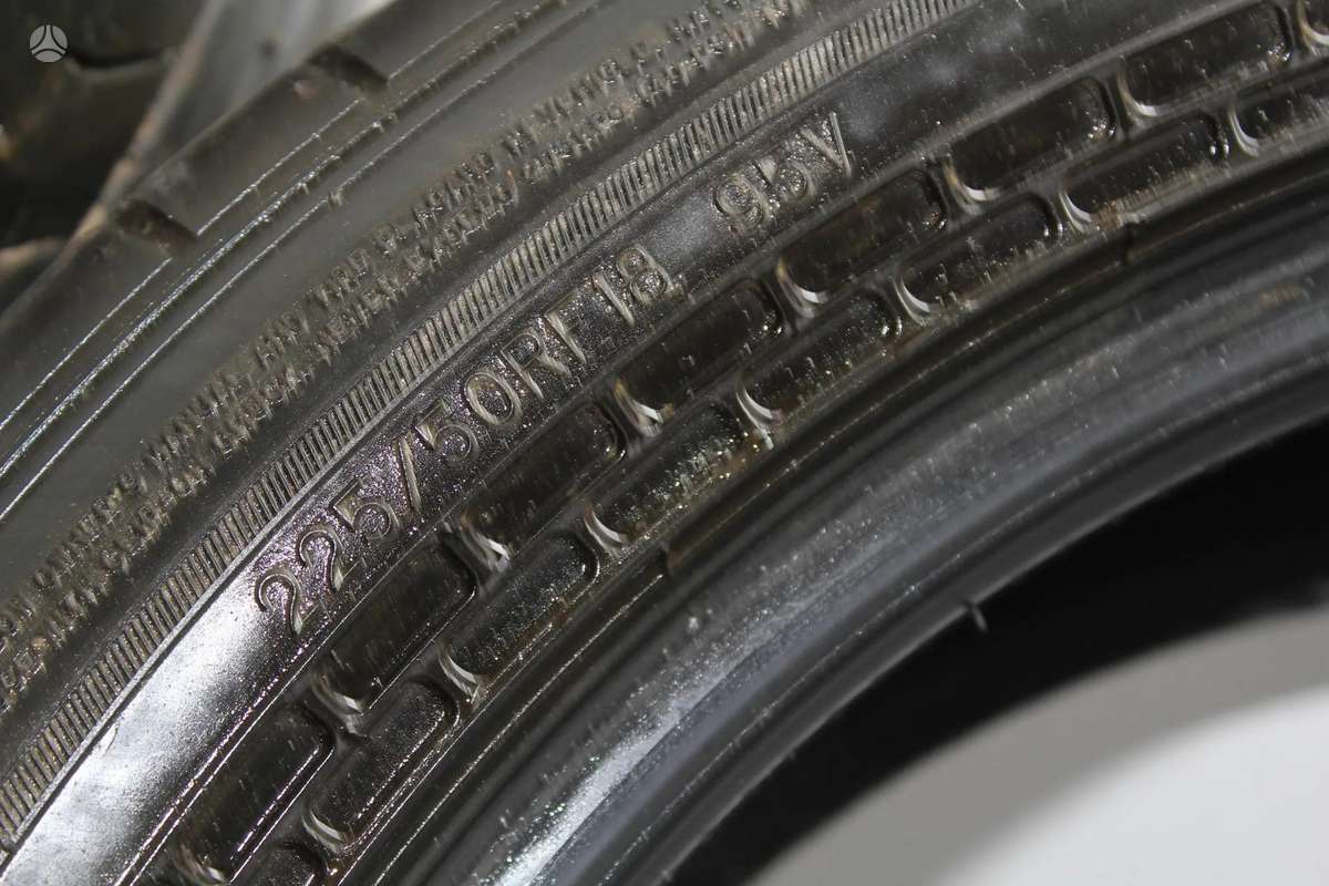 Dunlop, summer 225/50 R18