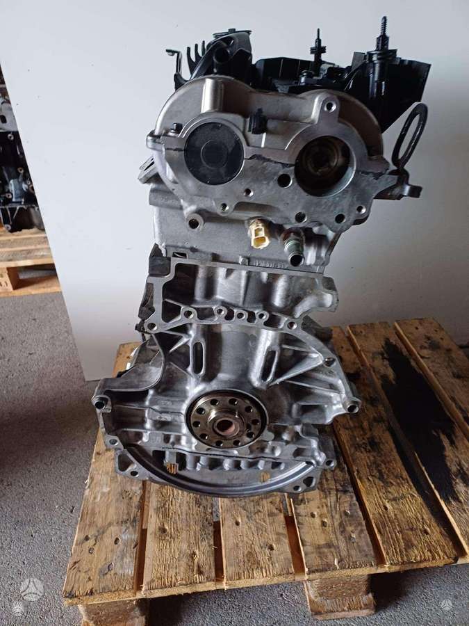Volvo V40, D4204T14, engine