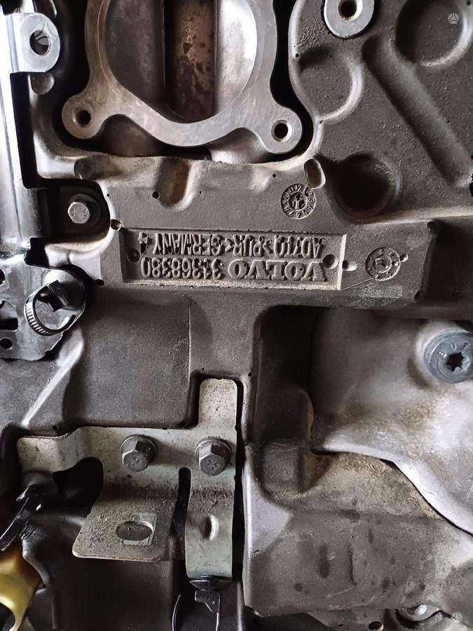 Volvo V40, D4204T14, двигатель