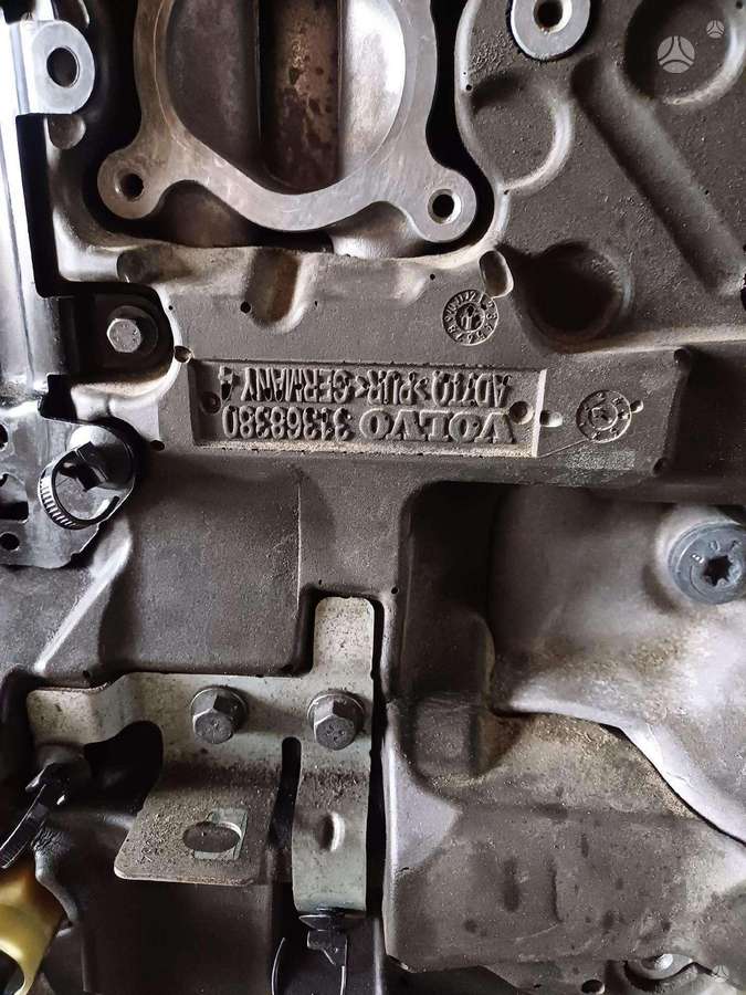 Volvo V40, D4204T14, engine