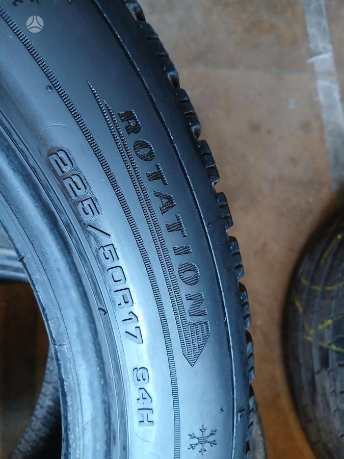 Dunlop, universalios 225/50 R17