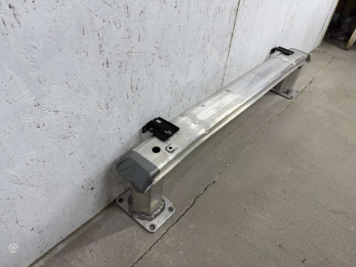 Peugeot Partner bumper reinforcement