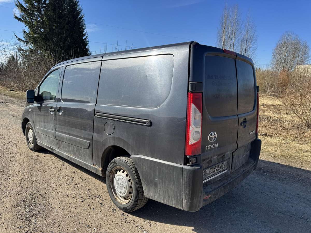 Toyota Proace, 2.0 l., Минивэн