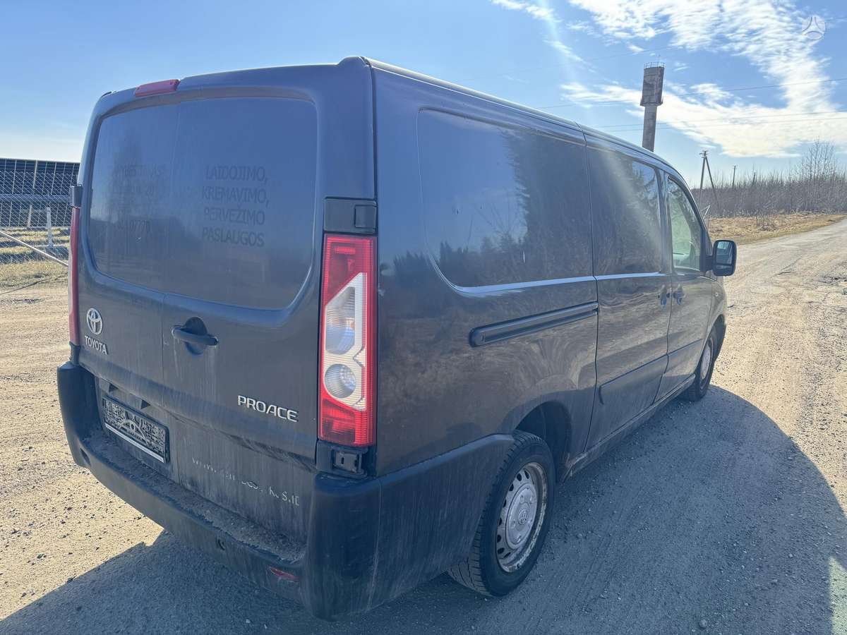 Toyota Proace, 2.0 l., Минивэн