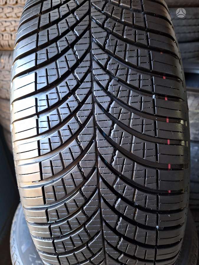 -Kita-, всесезонные 215/60 R17