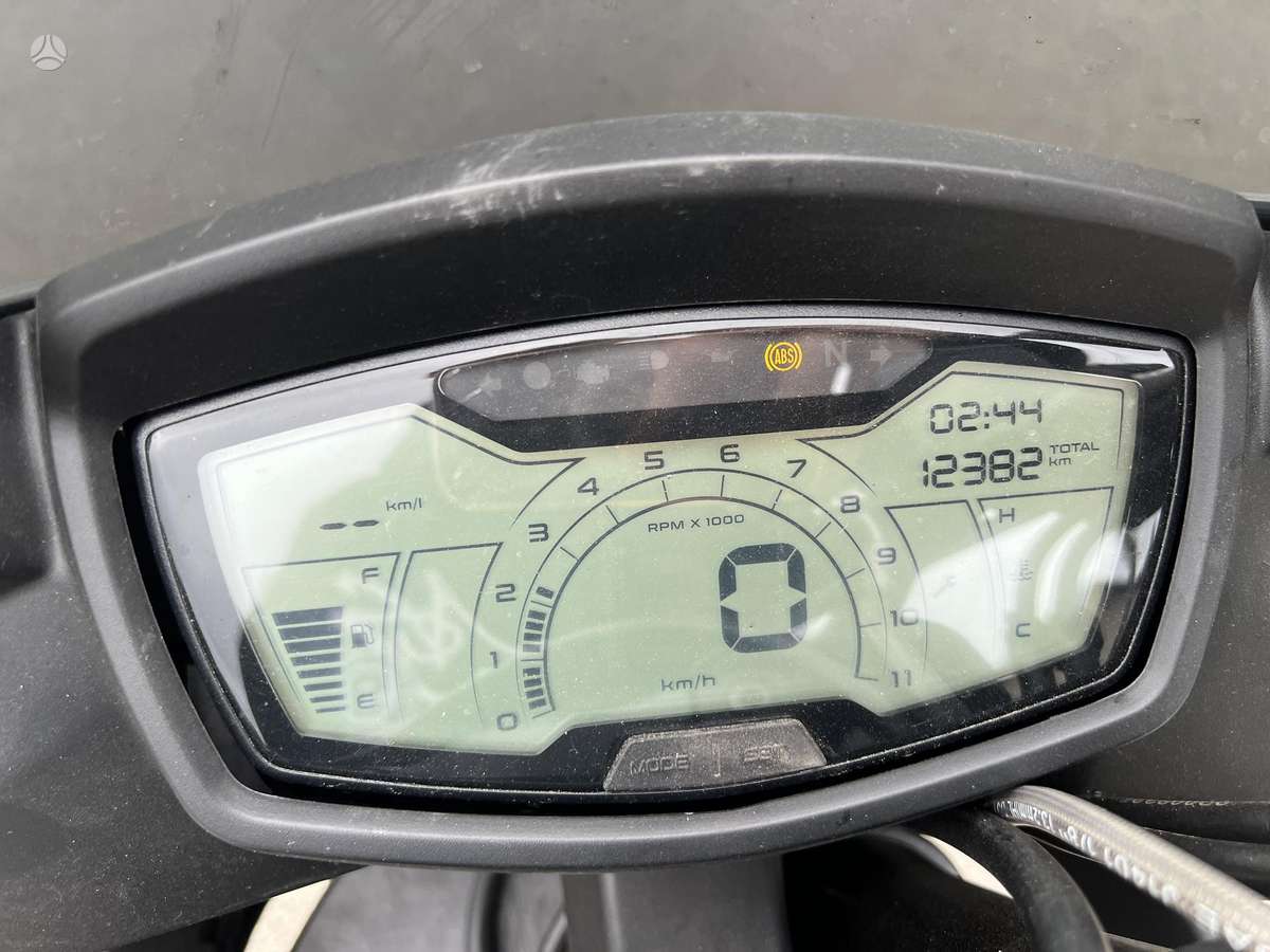 Aprilia Tuono 125cc, superbikes