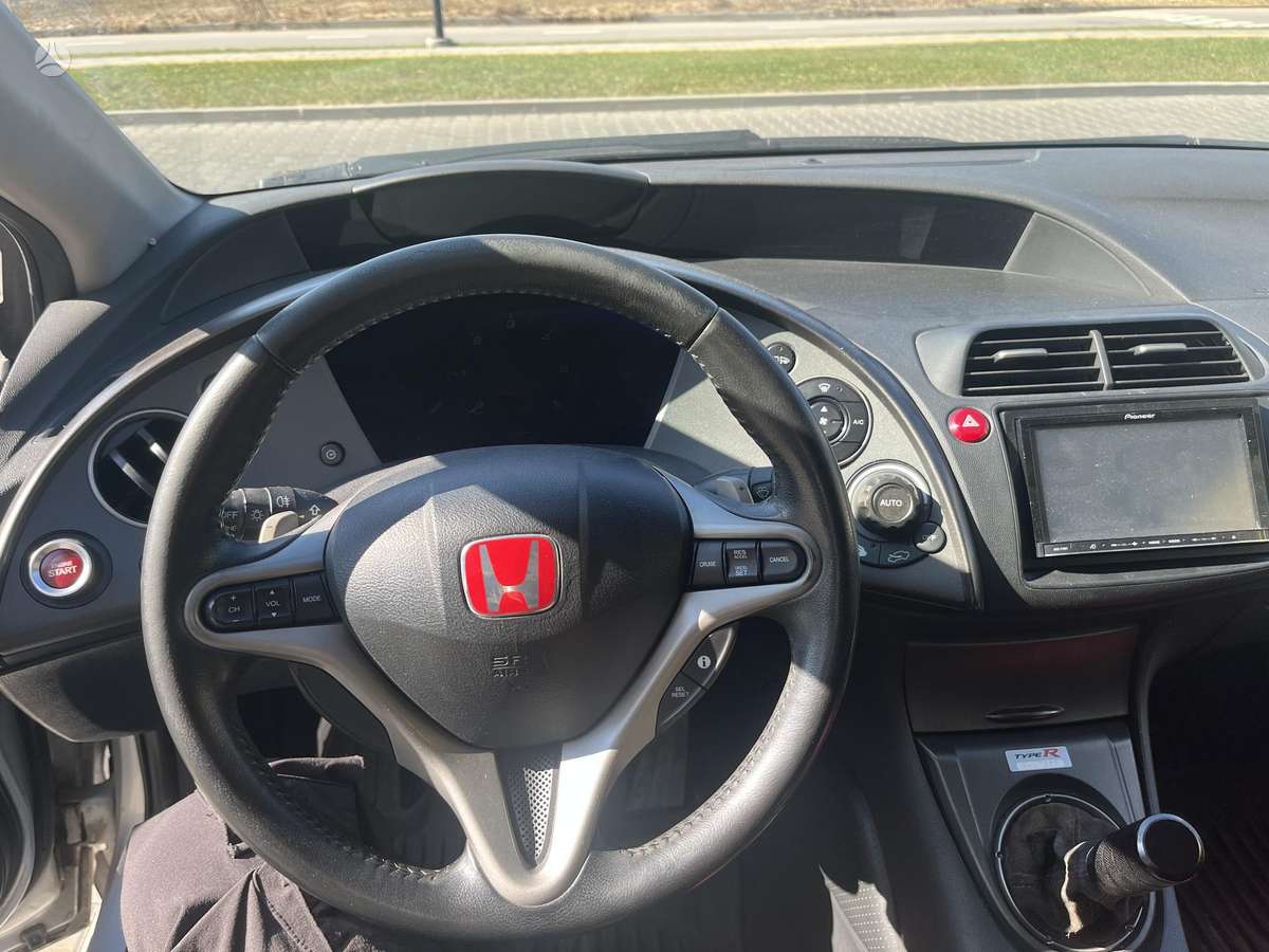 Honda Civic, 2.2 l., hatchback