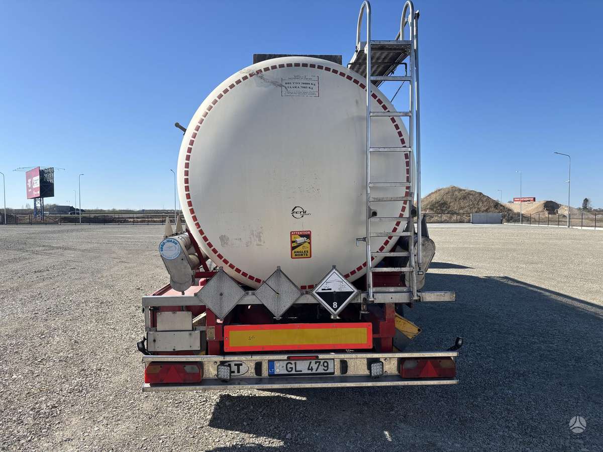 Klaeser TSA-30C, tanker
