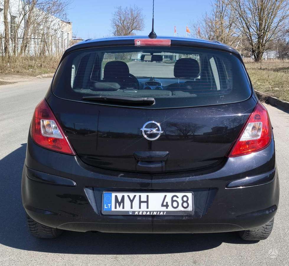 Opel Corsa, 1.3 l., Хэтчбек