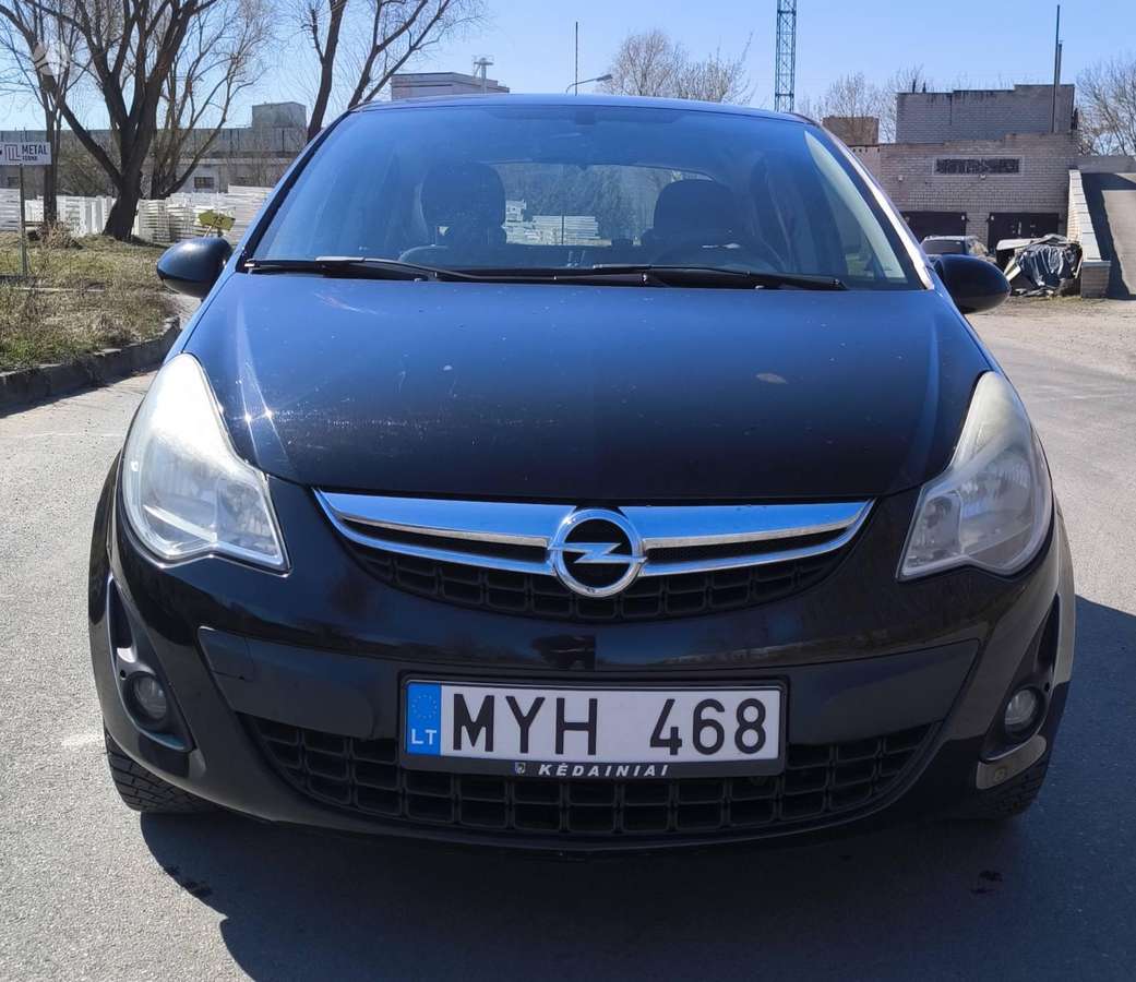 Opel Corsa, 1.3 l., Хэтчбек