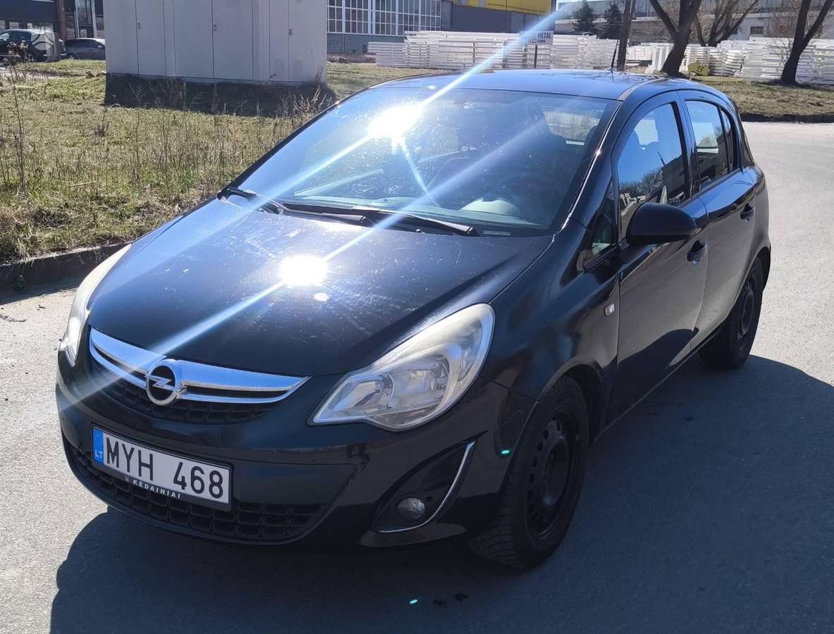 Opel Corsa, 1.3 l., Хэтчбек