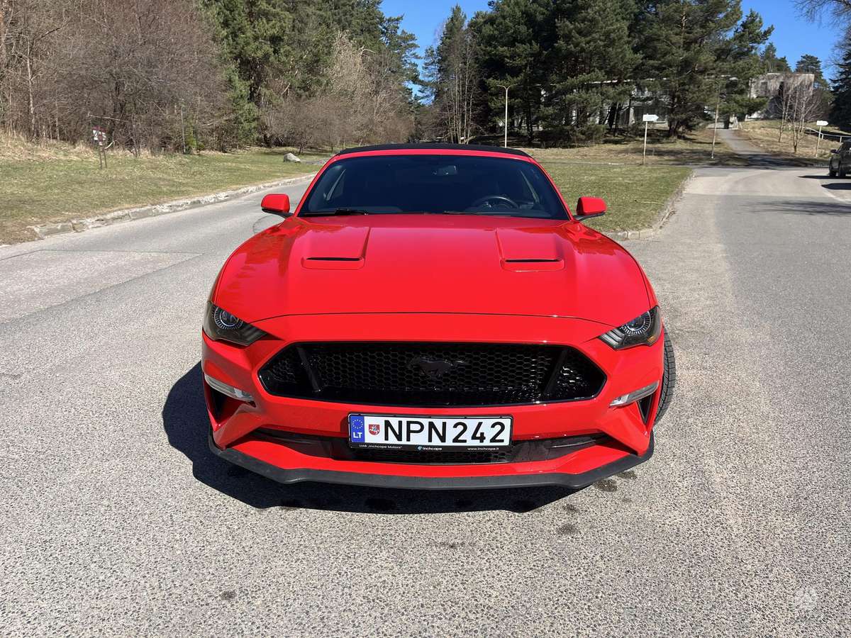 Ford Mustang, 2.3 l., convertible