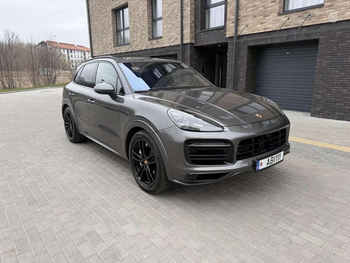 Porsche Cayenne - 7