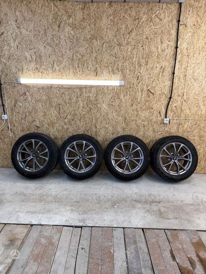 Audi, vieglmetāla, R17
