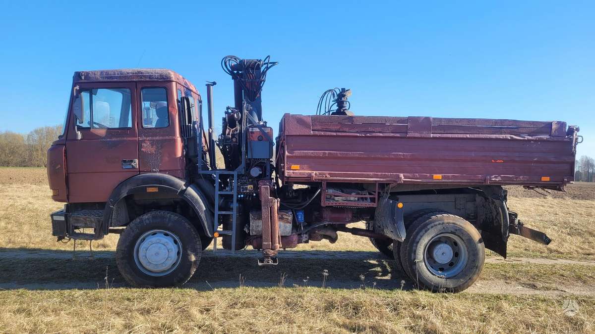 Iveco 170-25, dumpers with crane
