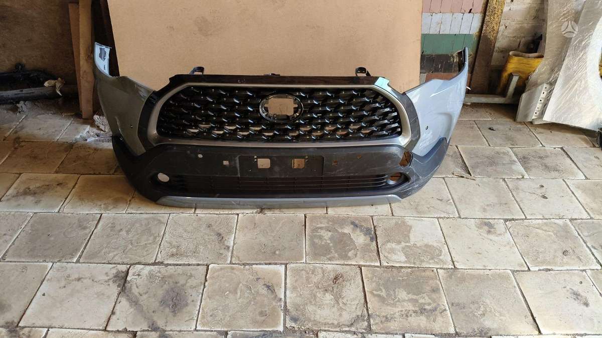 Toyota Corolla Cross kėbulo dalys