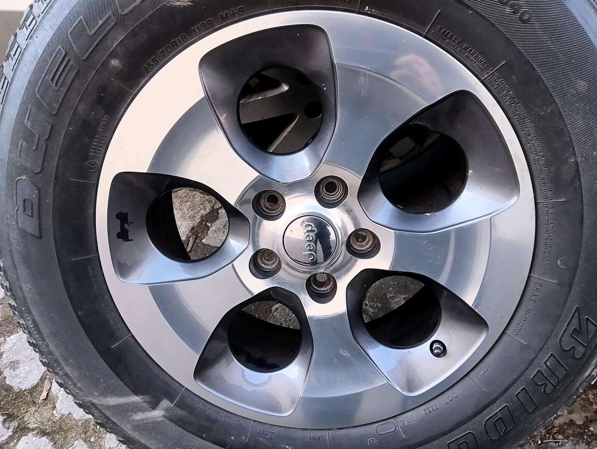 Jeep, vieglmetāla, R18
