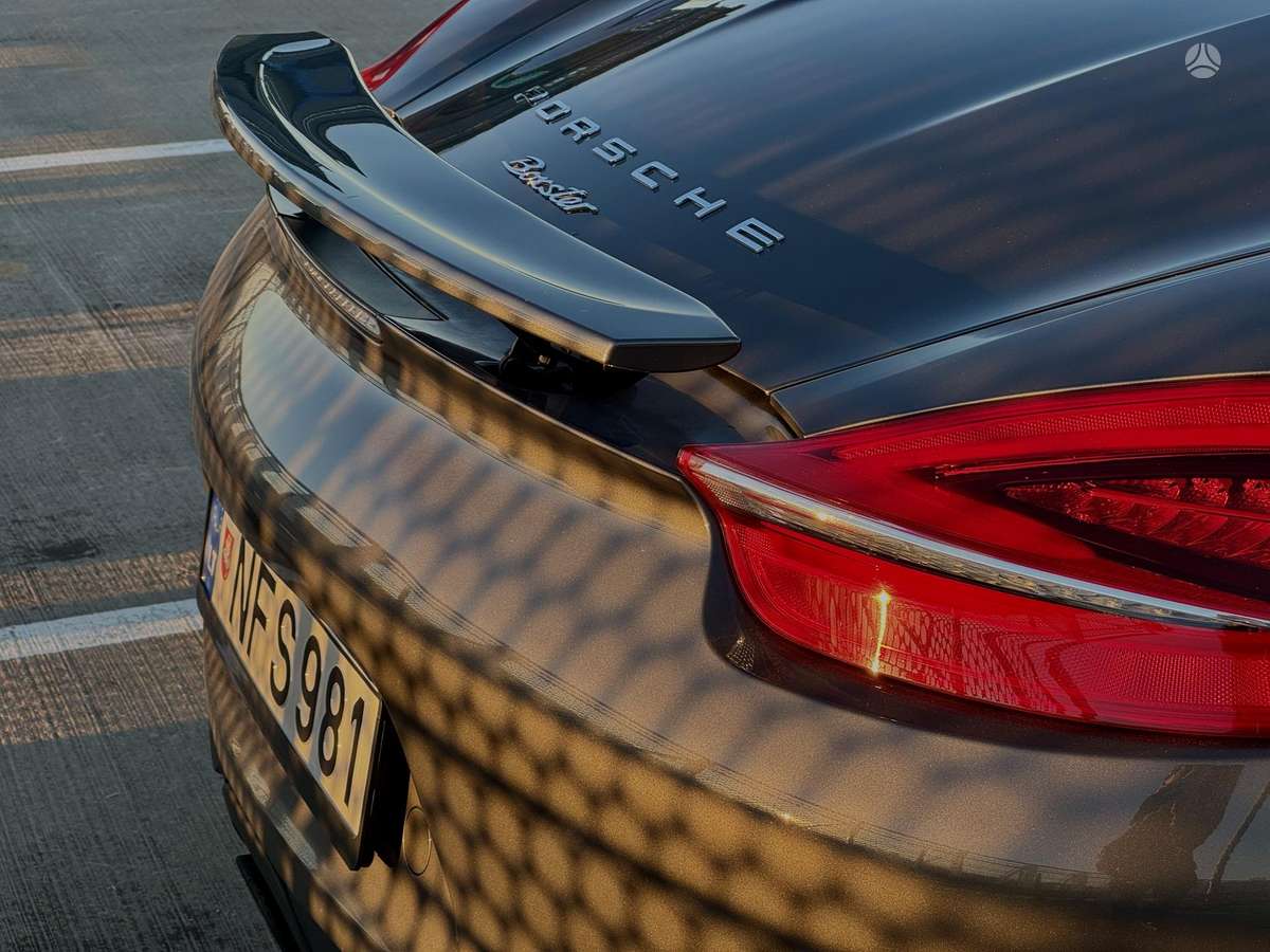 Porsche Boxster - 7