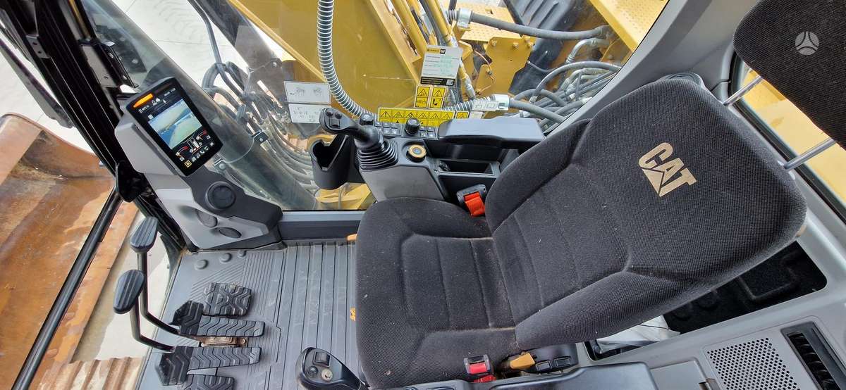 Caterpillar 317GC, ekskavatoriai