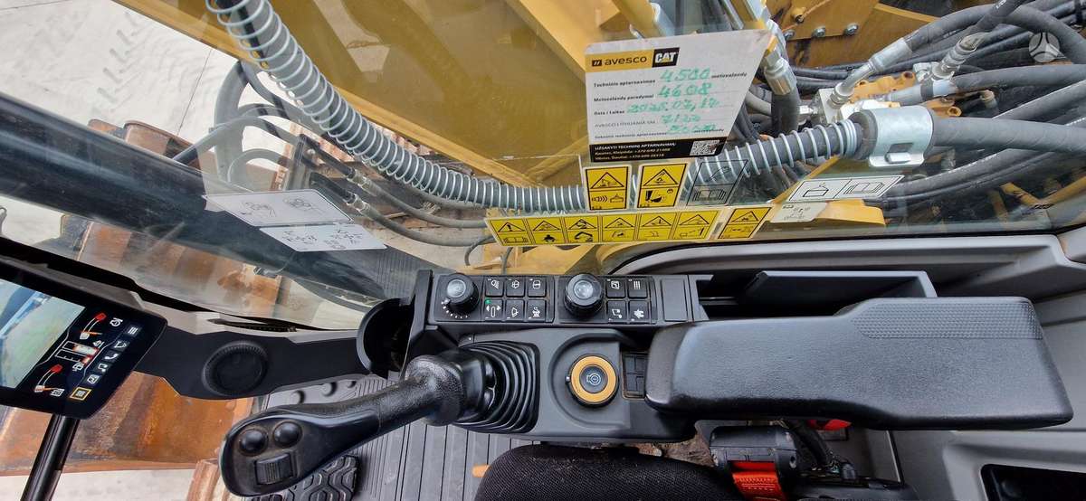 Caterpillar 317GC, ekskavatoriai